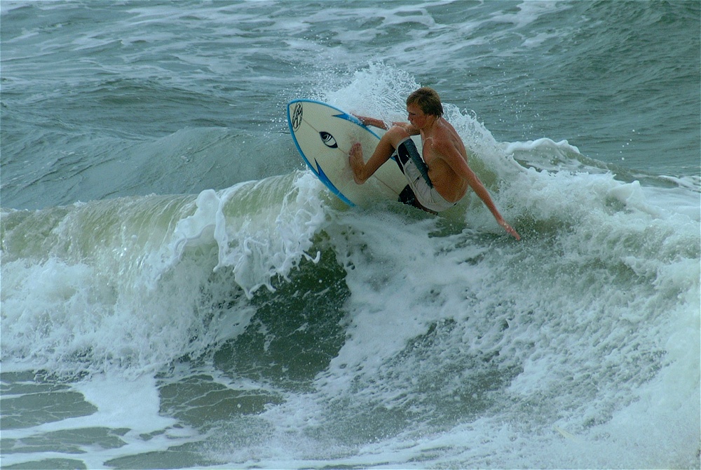 (25) Dscf3983 (bushfish - morning surf 3).jpg   (1000x670)   284 Kb                                    Click to display next picture